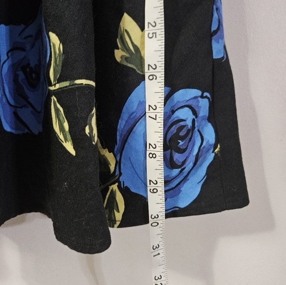 Dress Tells Prom/formal Black Mini Dress With Blue Flowers! - Picture 9 of 9